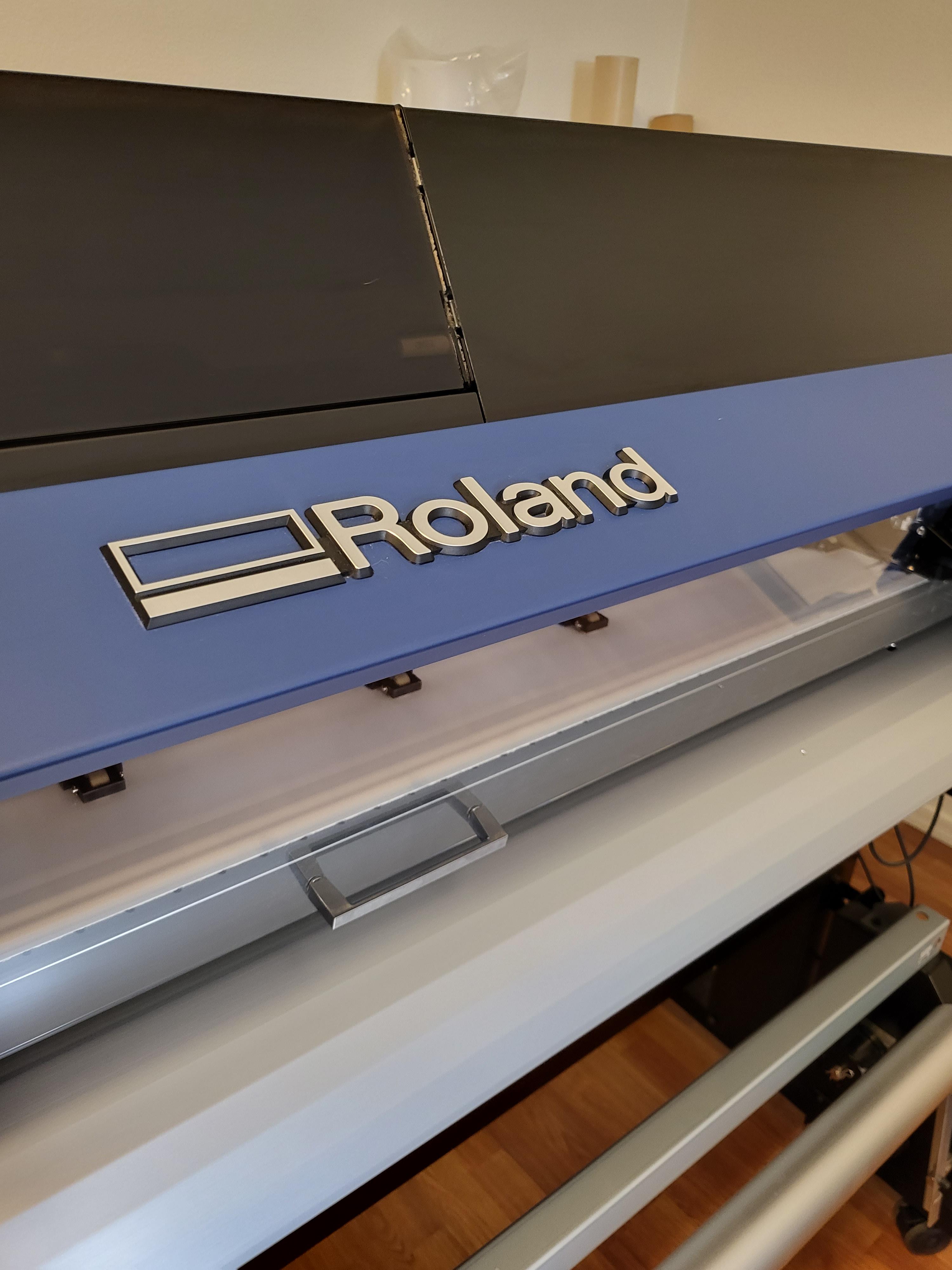 Roland TrueVIS VG2540 54" EcoSolvent Printer/Cutter