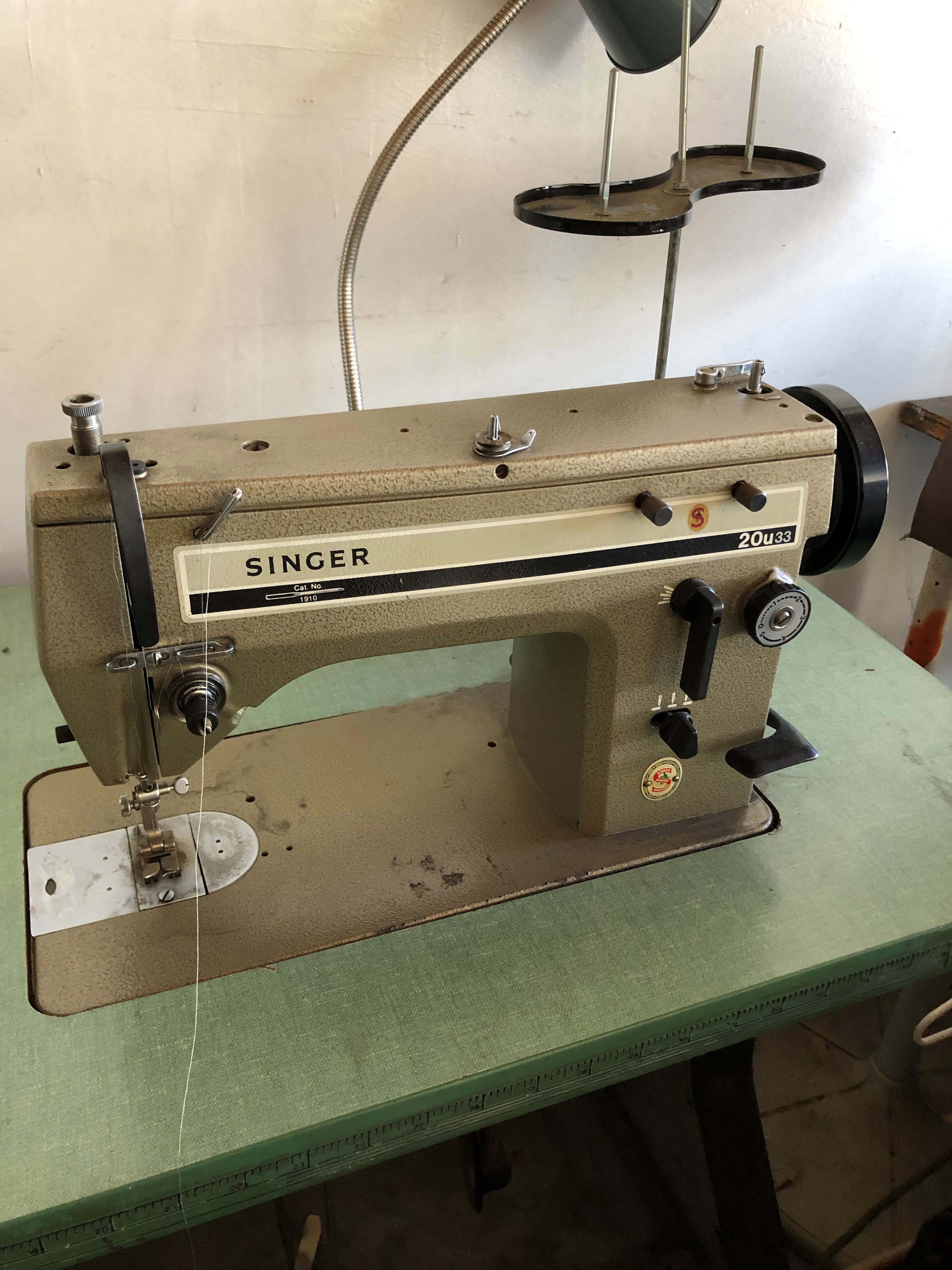 Singer Industrial Sewing Machine