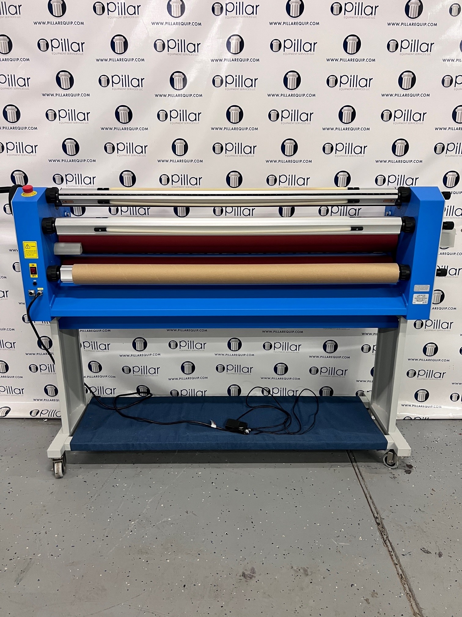 GFP 355TH 55" Laminator-laminator-front-side.jpg