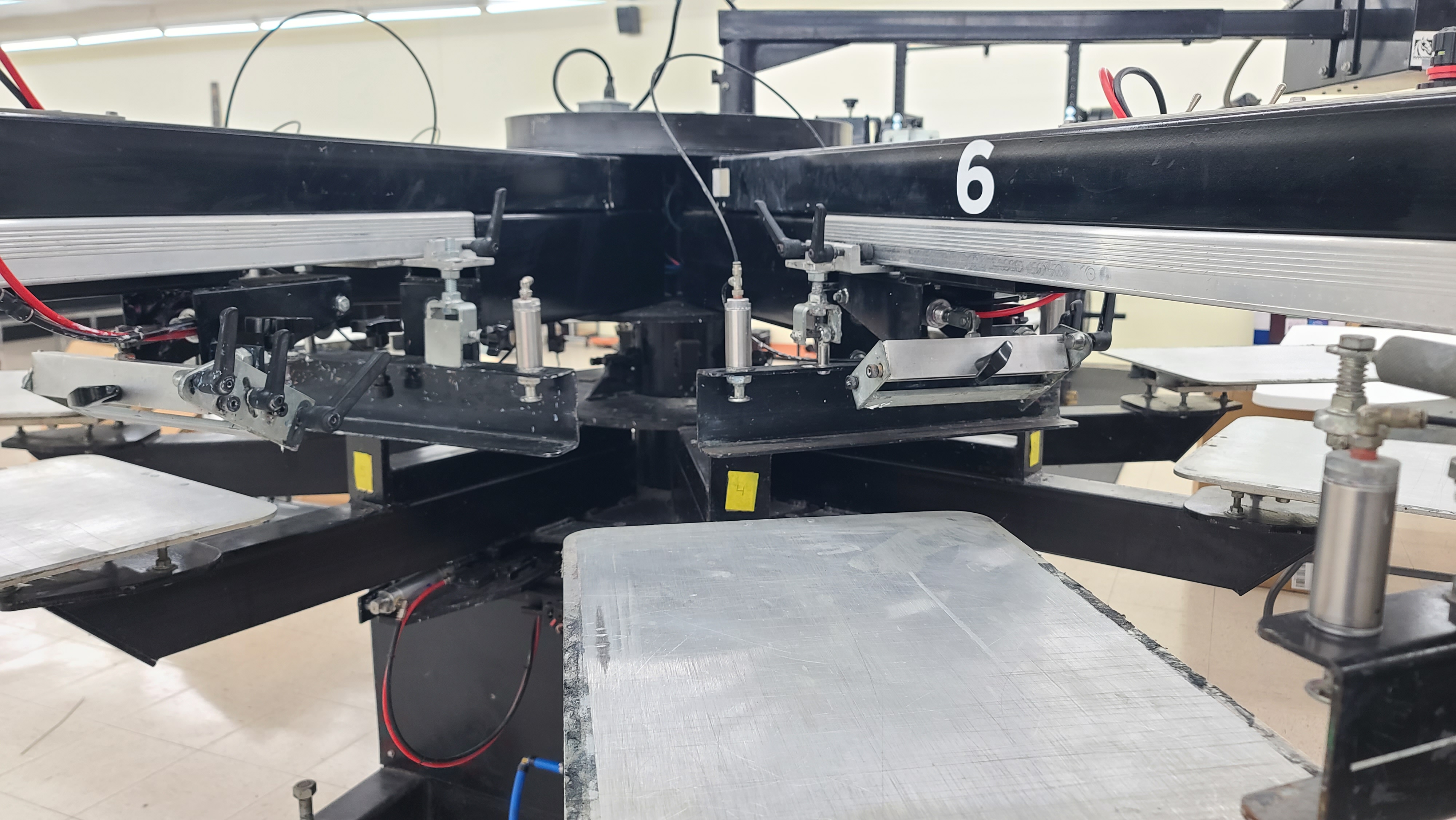 TUF Int. Workhorse Javelin 6/8 Automatic Press