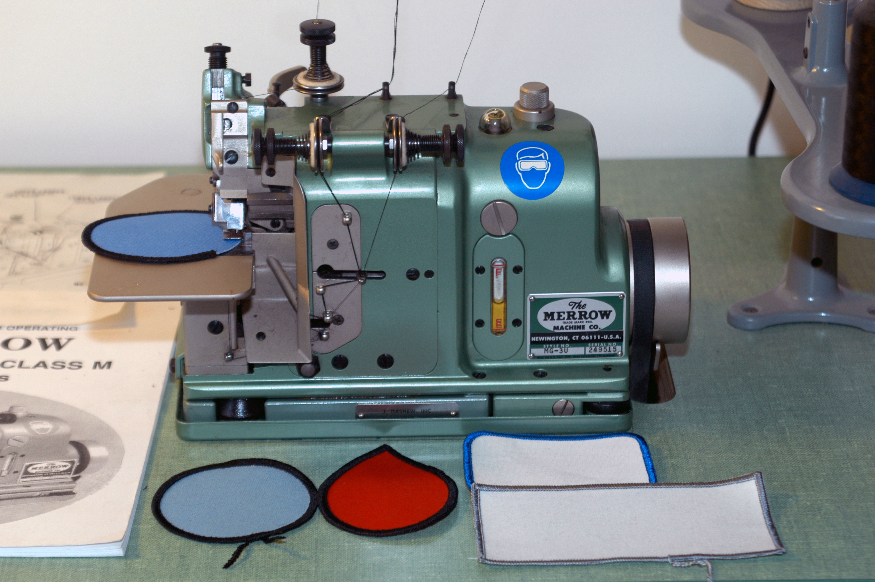 Used Embroidery Machines For Sale >> Used Merrow MG-3U + workstation for sale Used Embroidery Machines For Sale >> Used Merrow MG-3U + workstation for sale