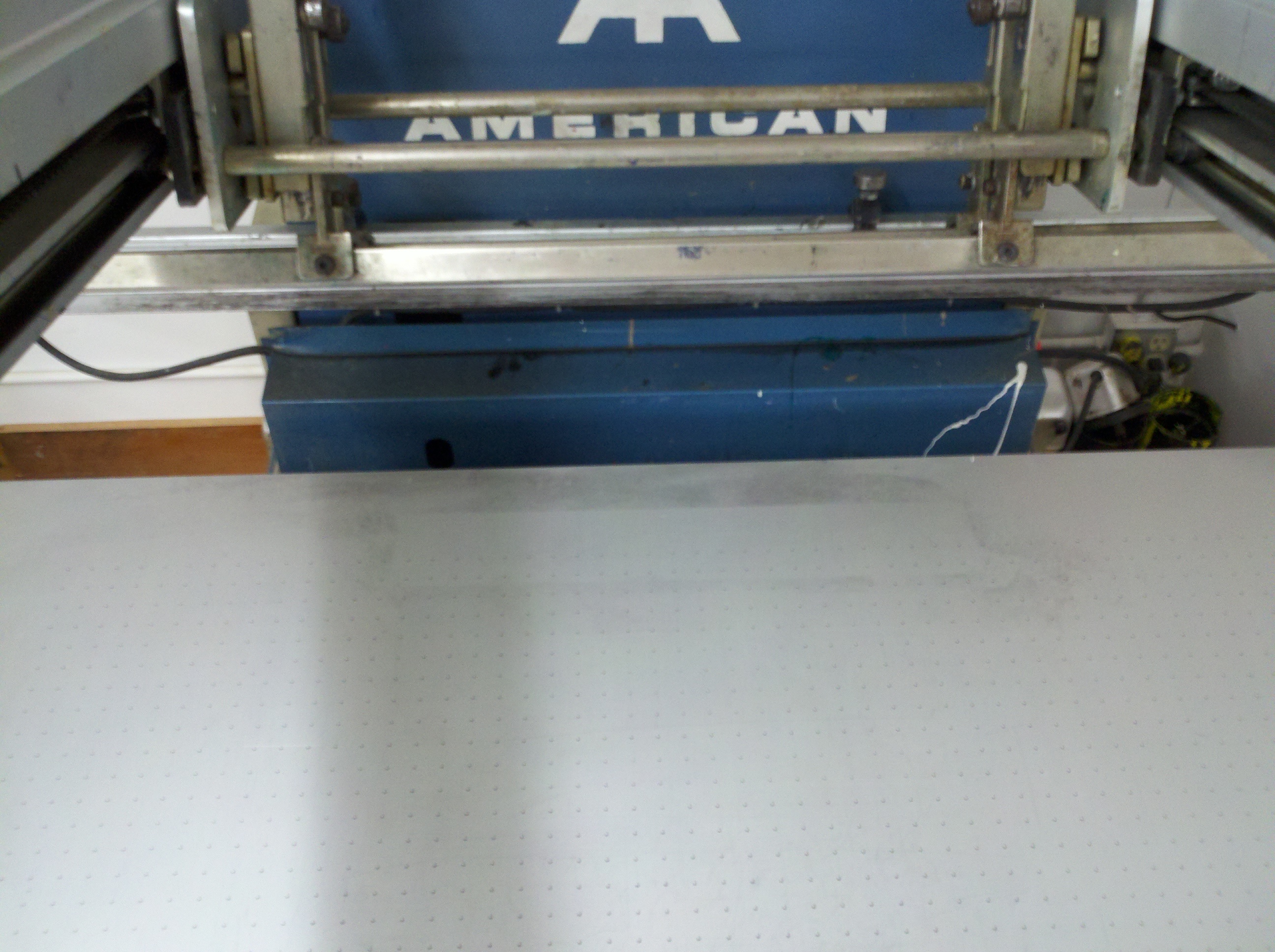 American Tempo - 25x38 and (5) 39x43 Diamond Chase Retensionable Frames-tempo-bed-2.jpg