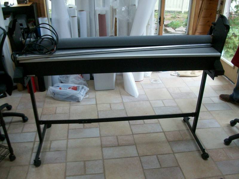 Roland VP-540 with Graphtec Cutter, Daige Laminator and More....-100_6847.jpg
