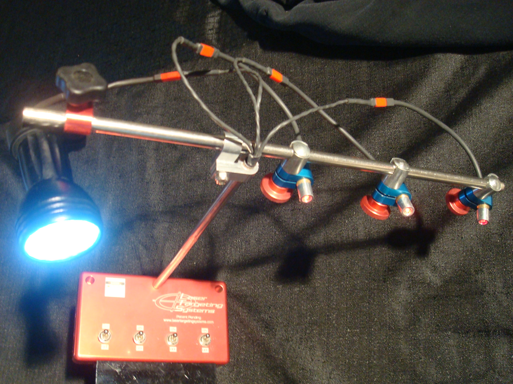 Laser Alignment Targeting System & Platen Light Screen Printing