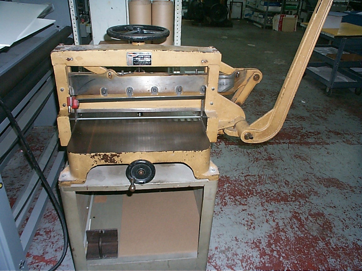 Challenge 23" Manual Paper Cutter