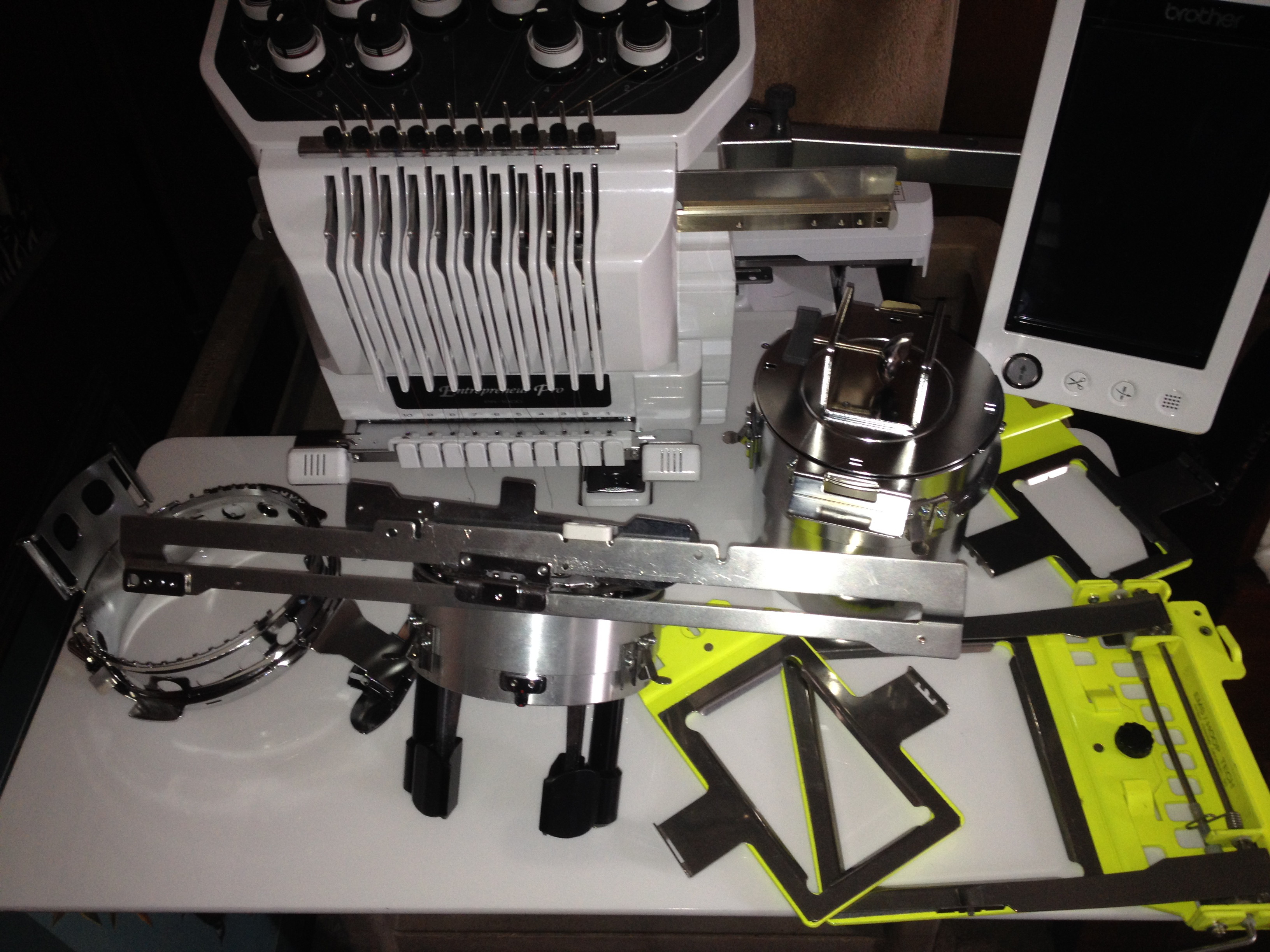 Super Deal Brother 10 Needle Entrepreneur Pro Embroidery Machine