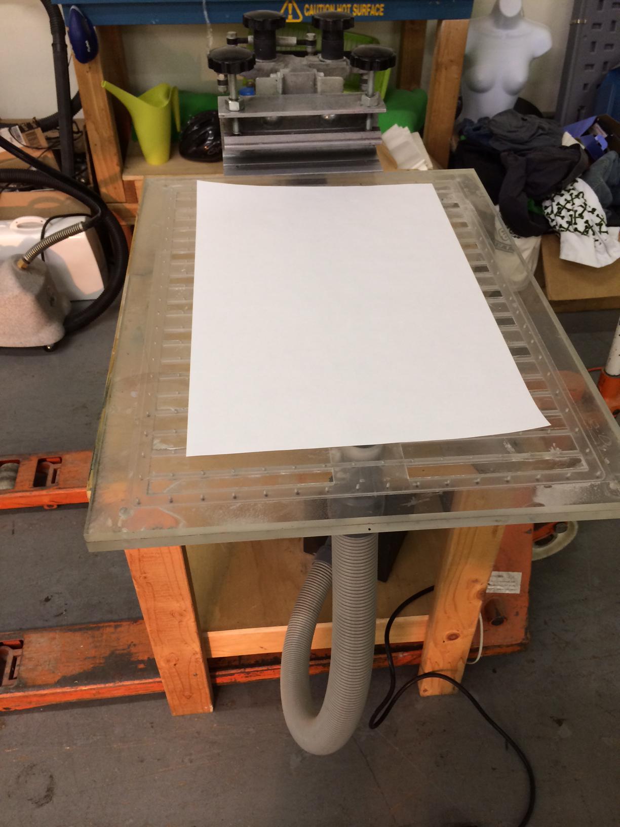 Workhorse Vacuum Pallet with Bracket and 1 Color/1 Station Press 695