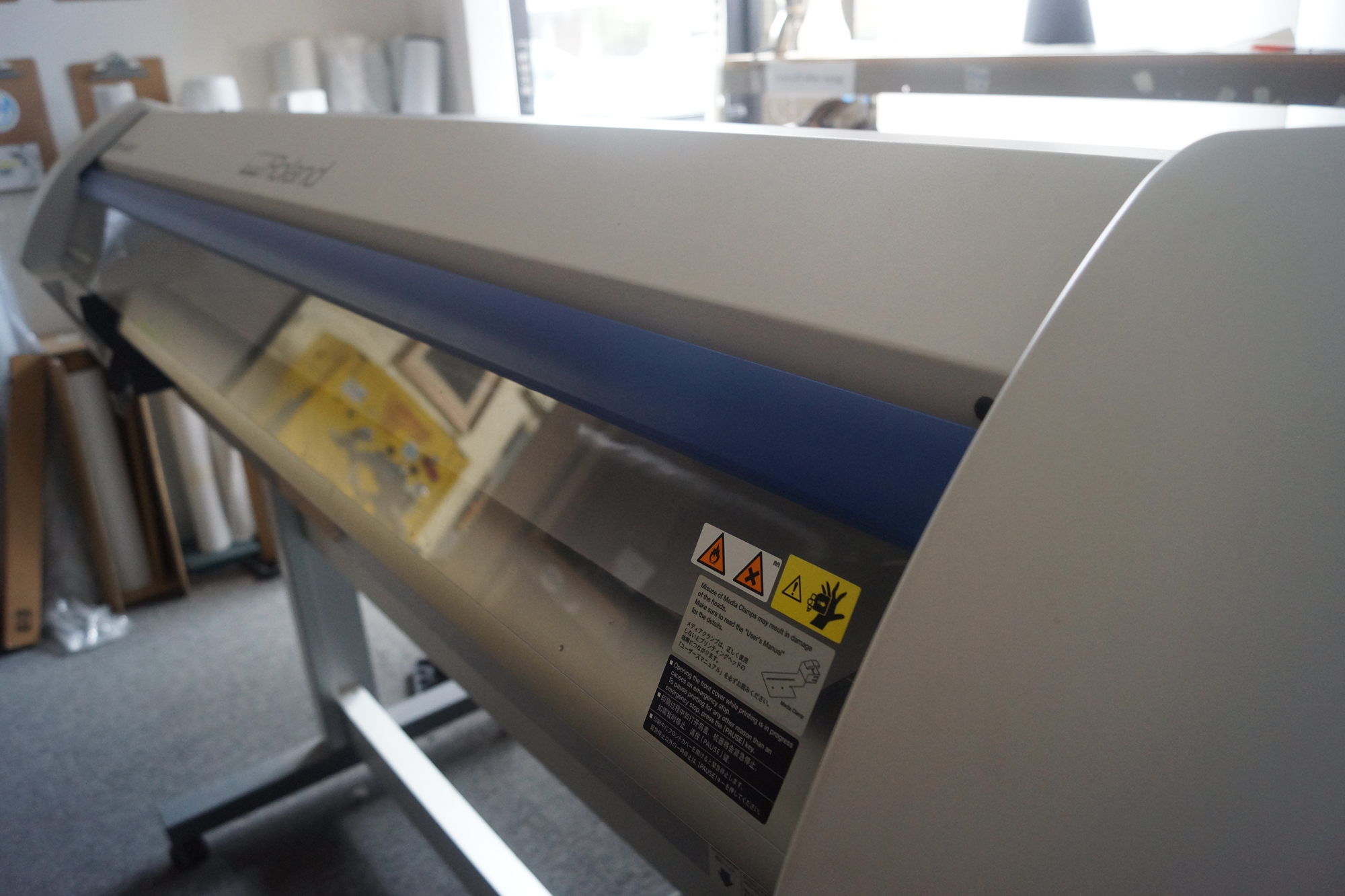 Roland SP-540v VersaCAMM Wide Format Printer-roland1.jpg