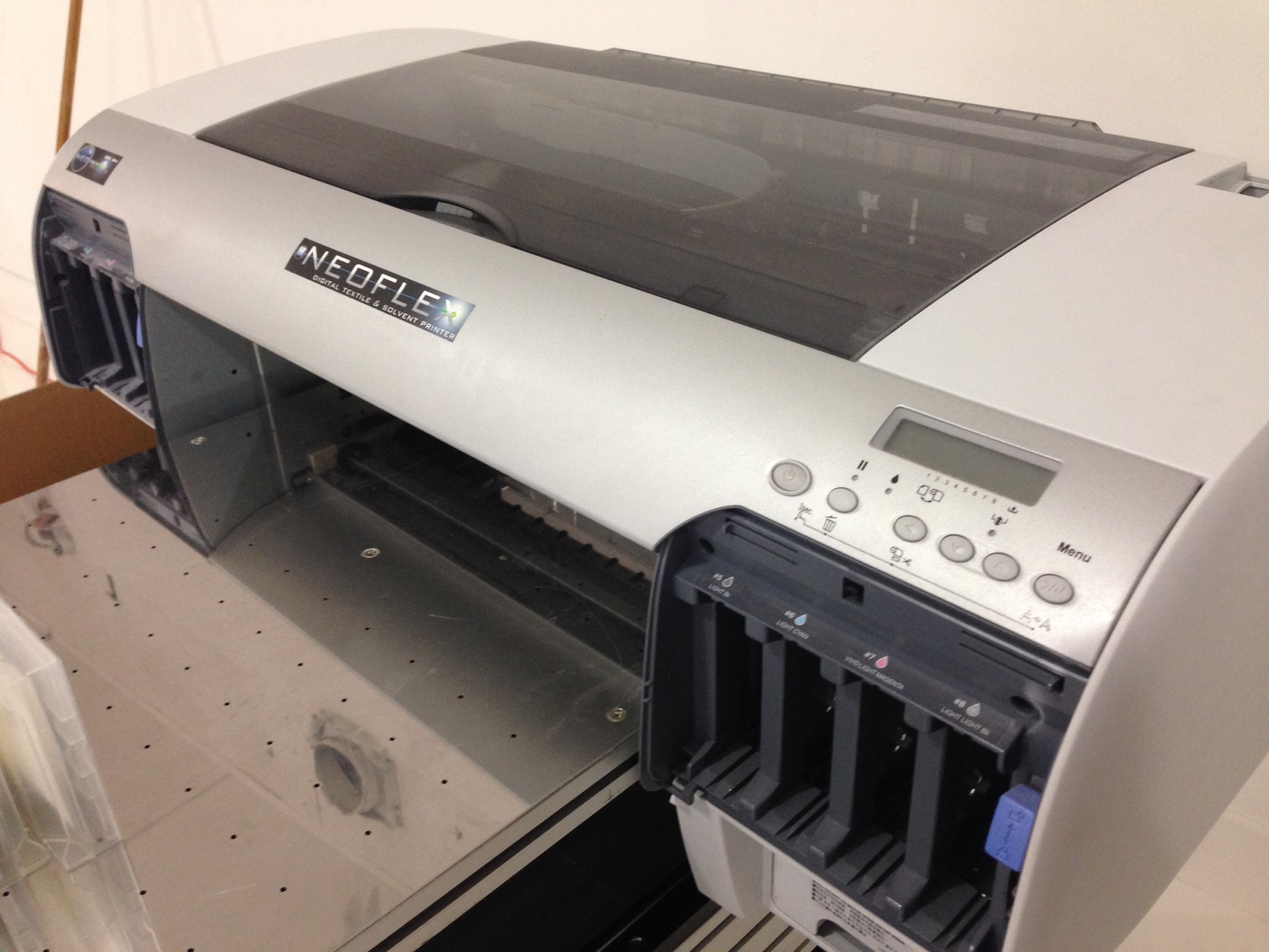 neoflex digital textile and solvent printer