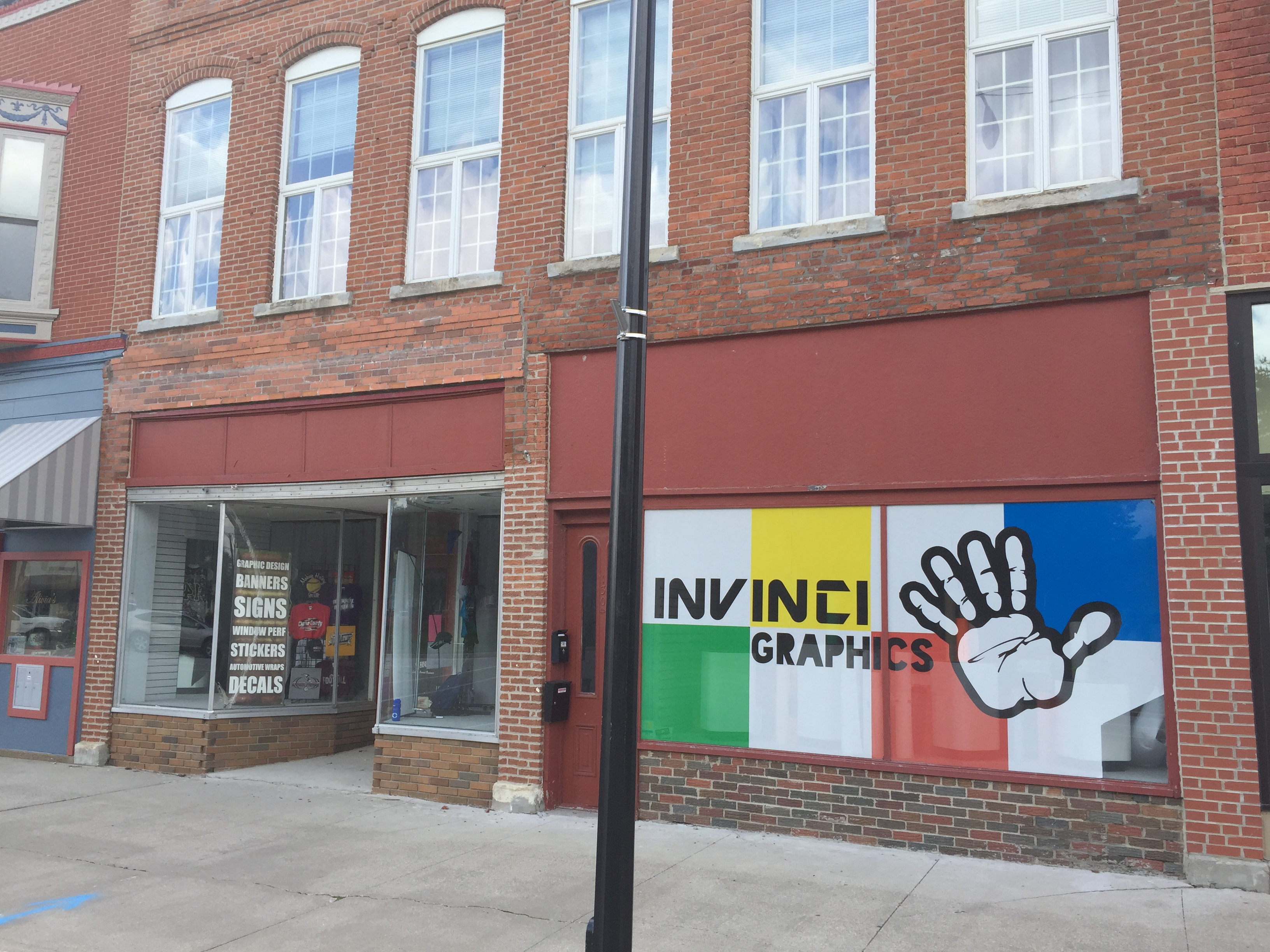 Screen Printing Business/Equipment/Building for sale 180000