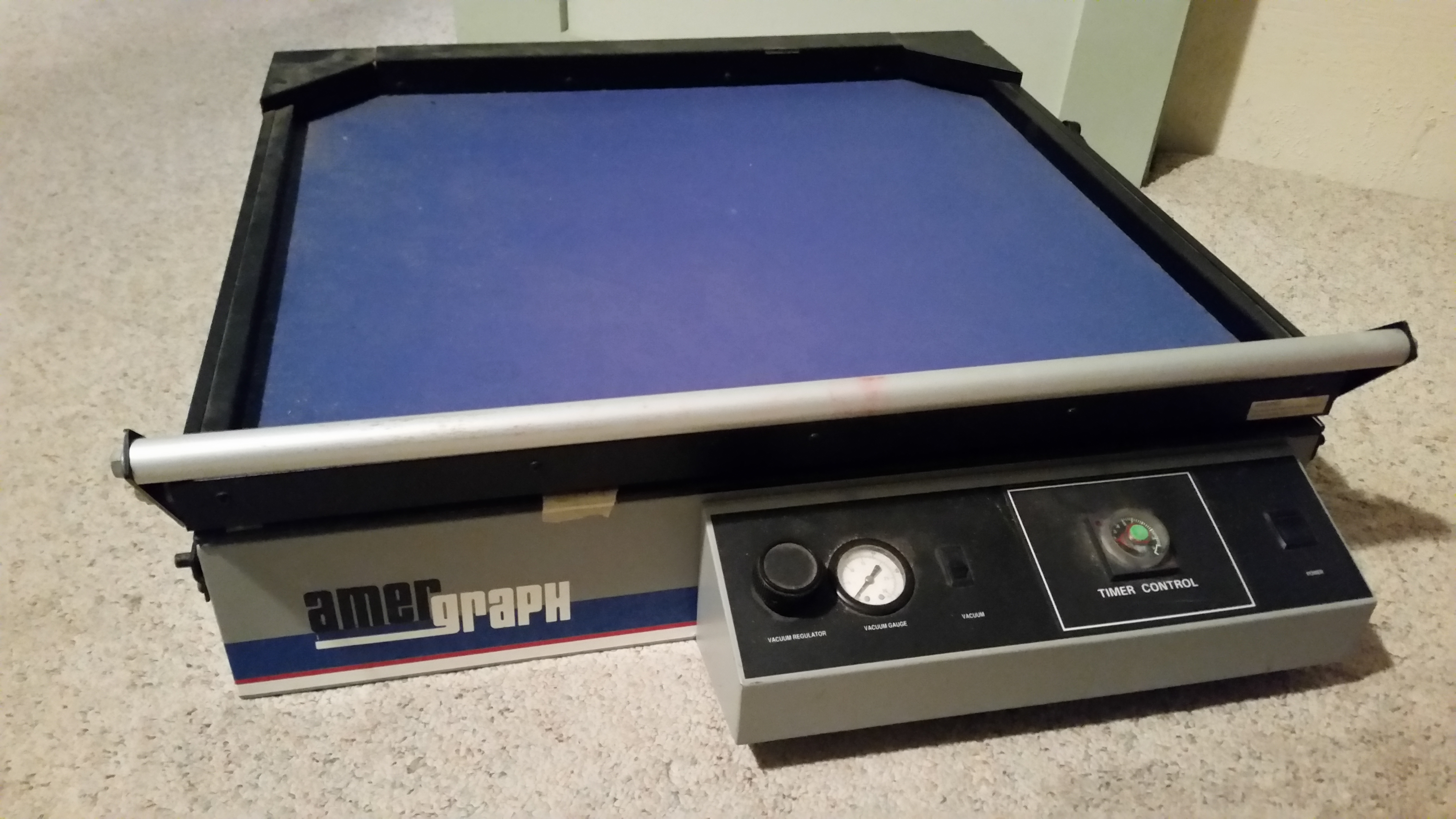 Screen printing equipment