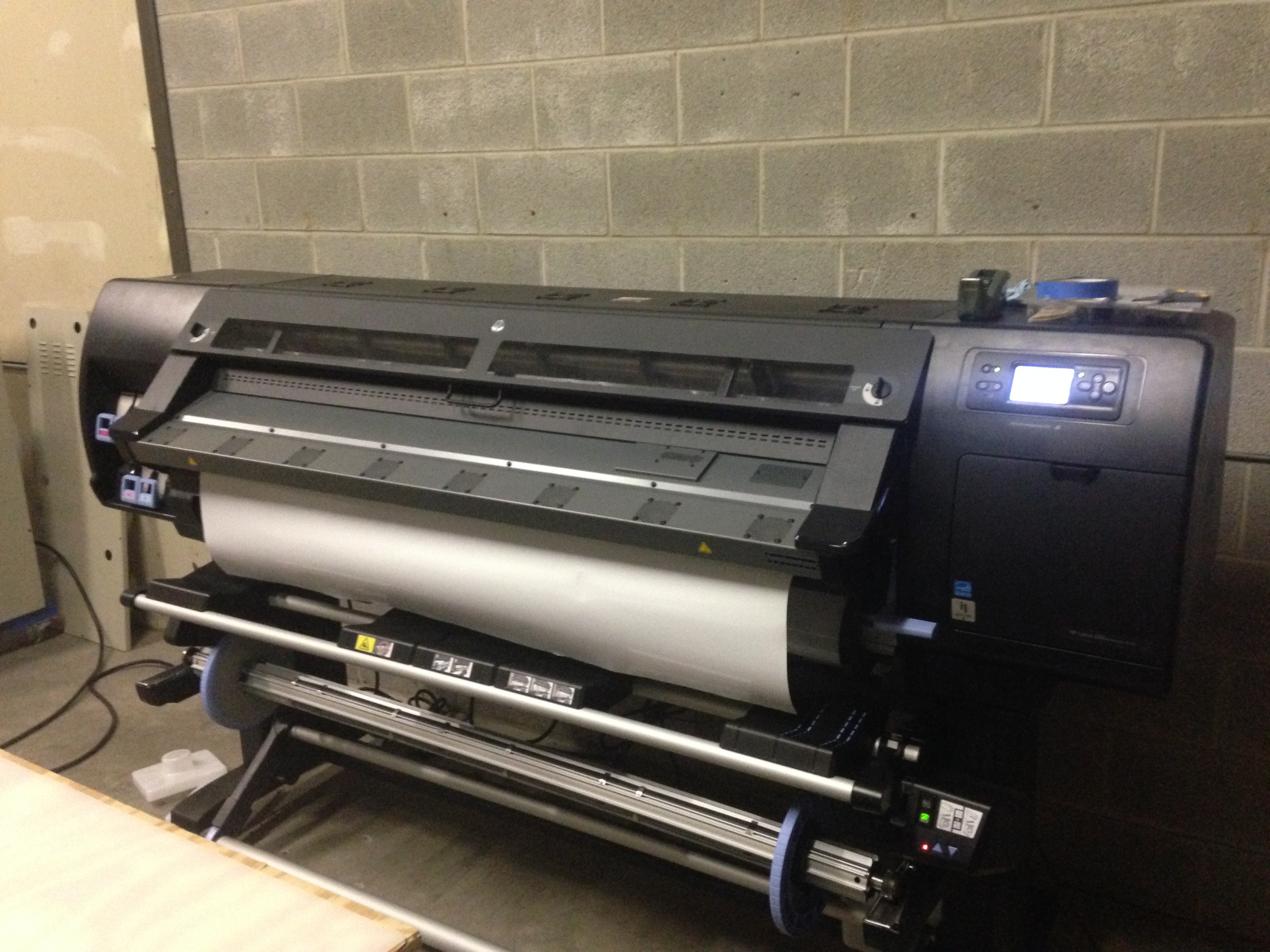 HP Latex L260 Printer + 64" US TECH TX Laminator w/Heat Assist-img_2509.jpg