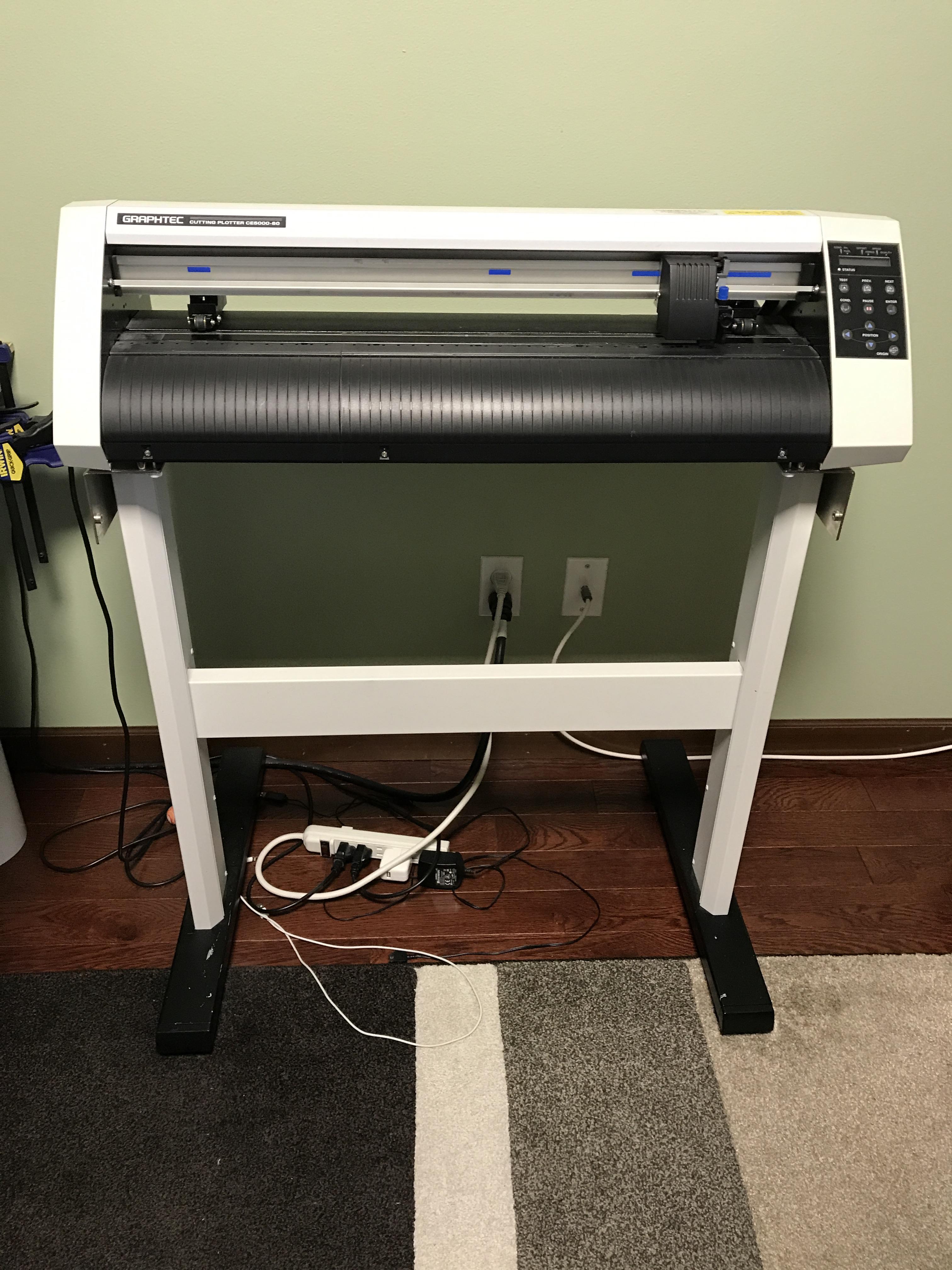 Graphtec Cutting Plotter CE5000-60 24" Plotter-img_0507.jpg