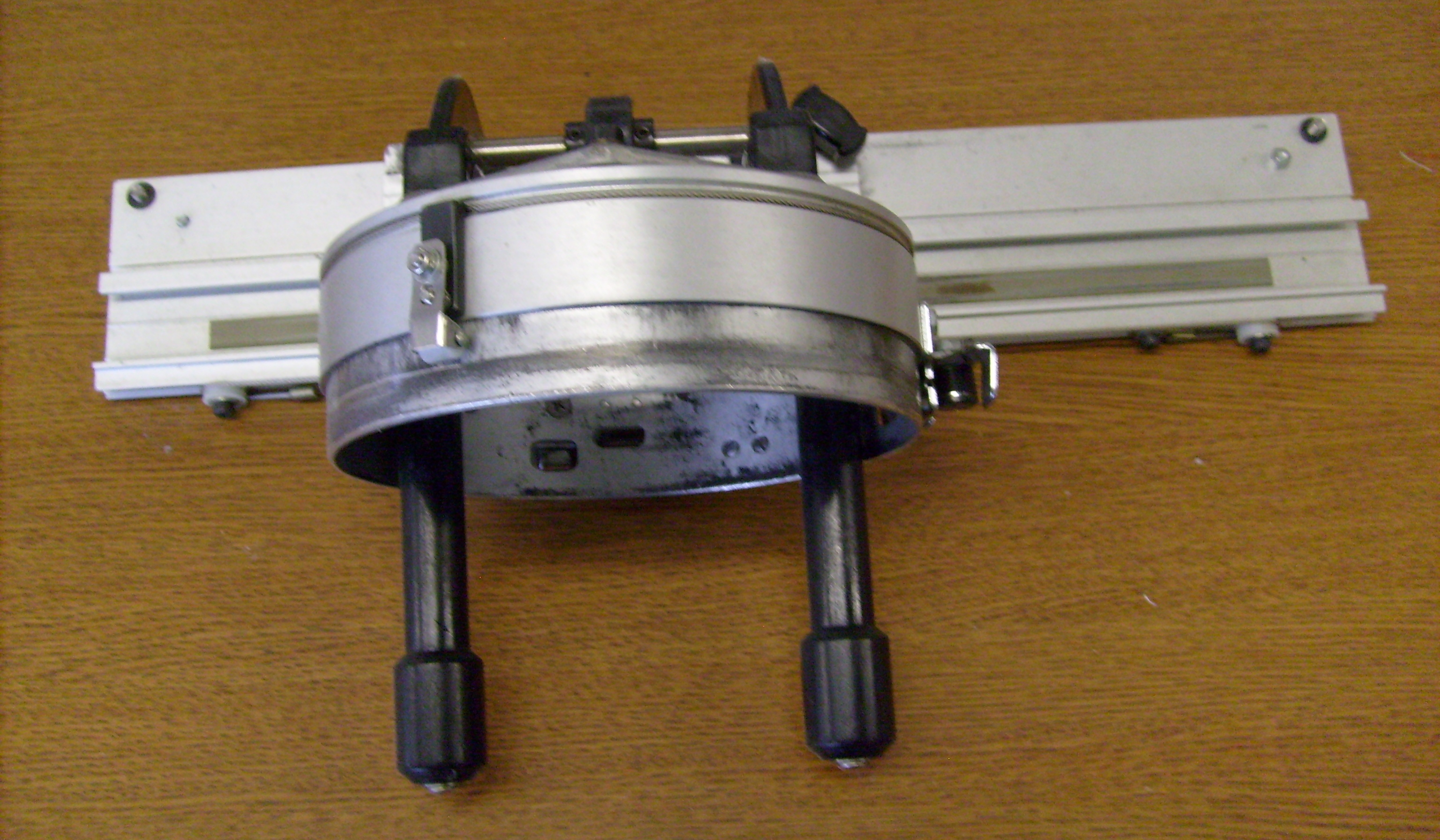 2001 Toyota ESP 9000 Embroidery Machine