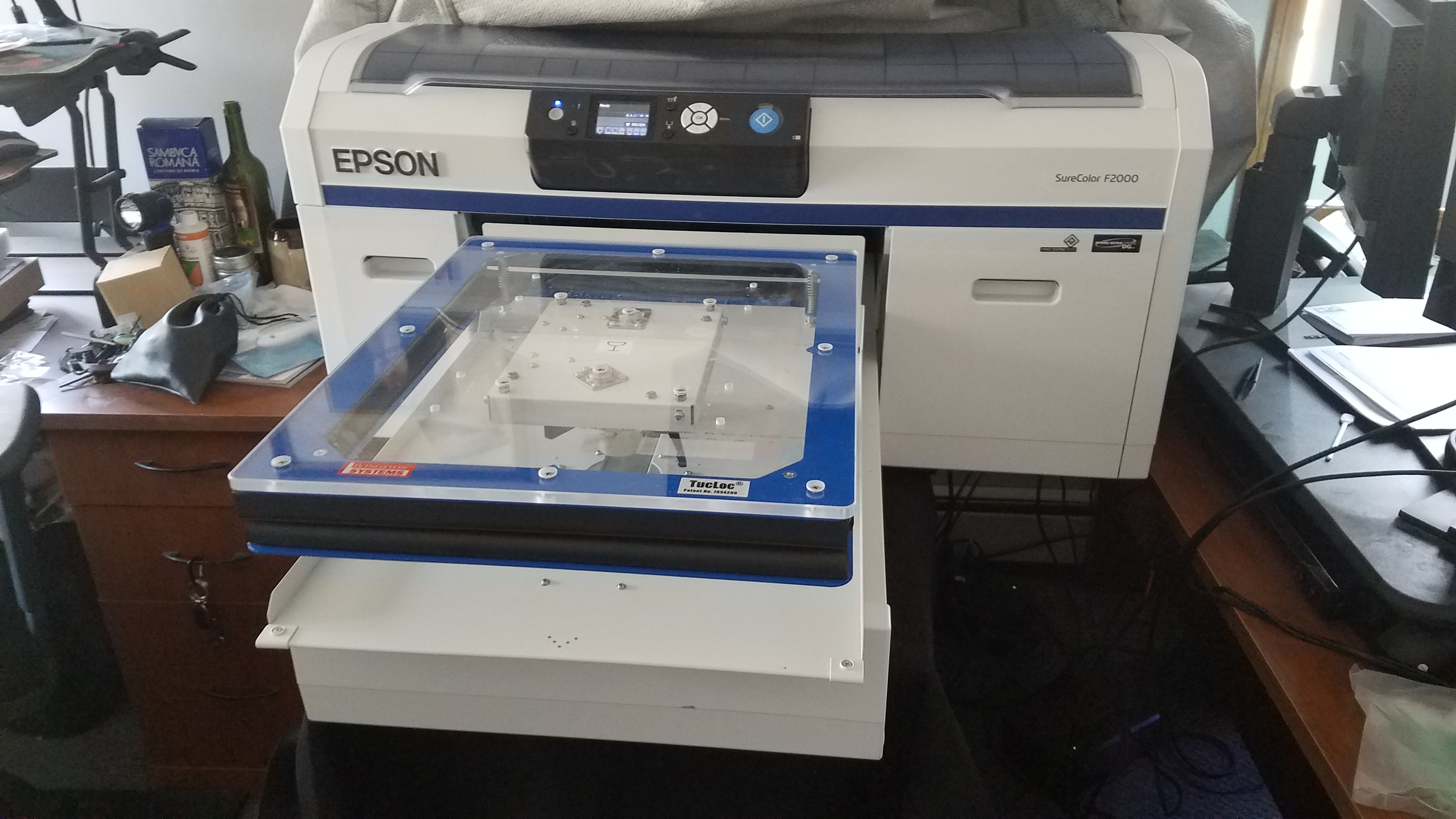 Epson DTG F2000W with FULL ONE YEAR WARRANTY-f2000_demo.jpg