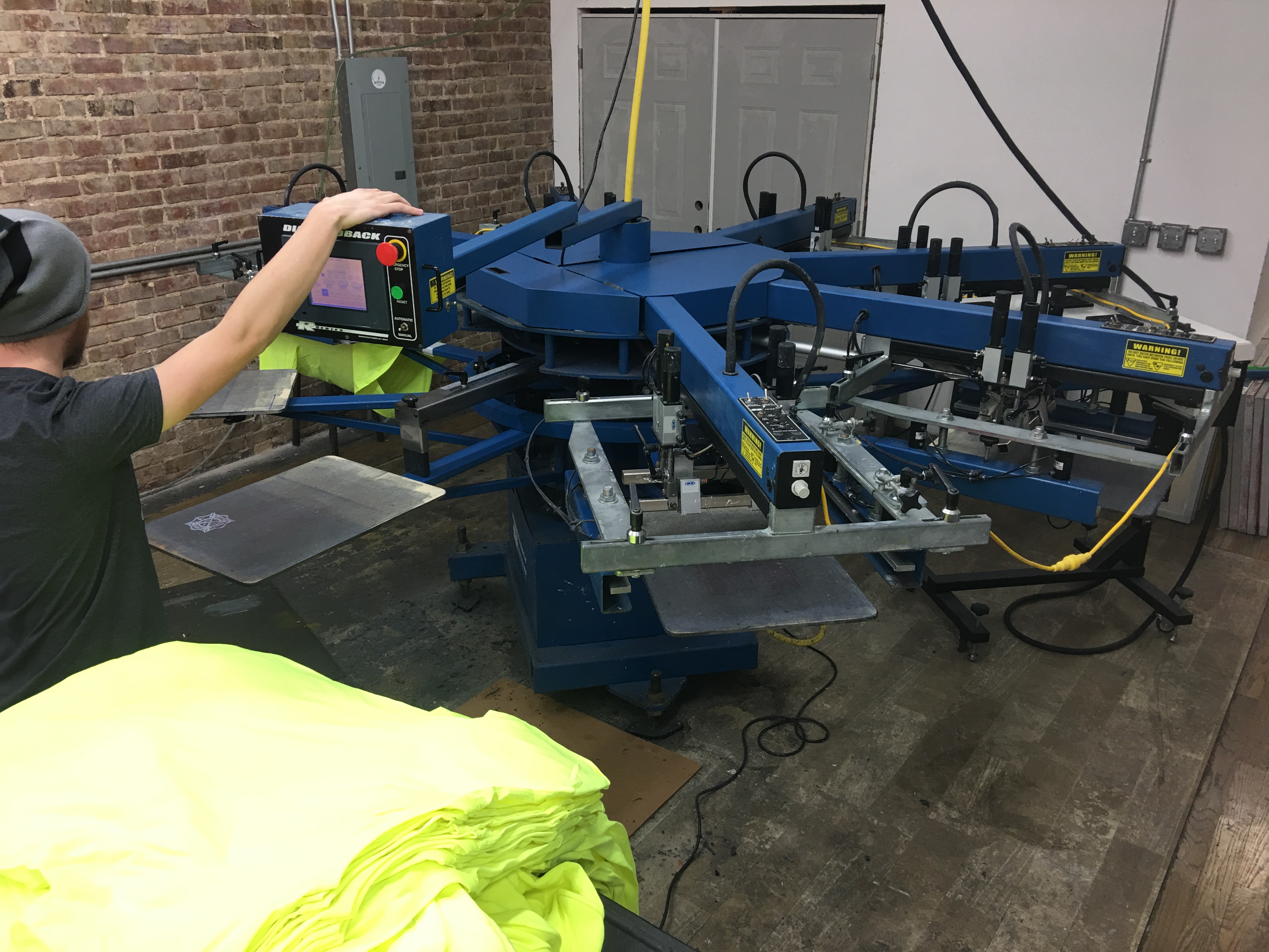 m&r automatic screen printing press