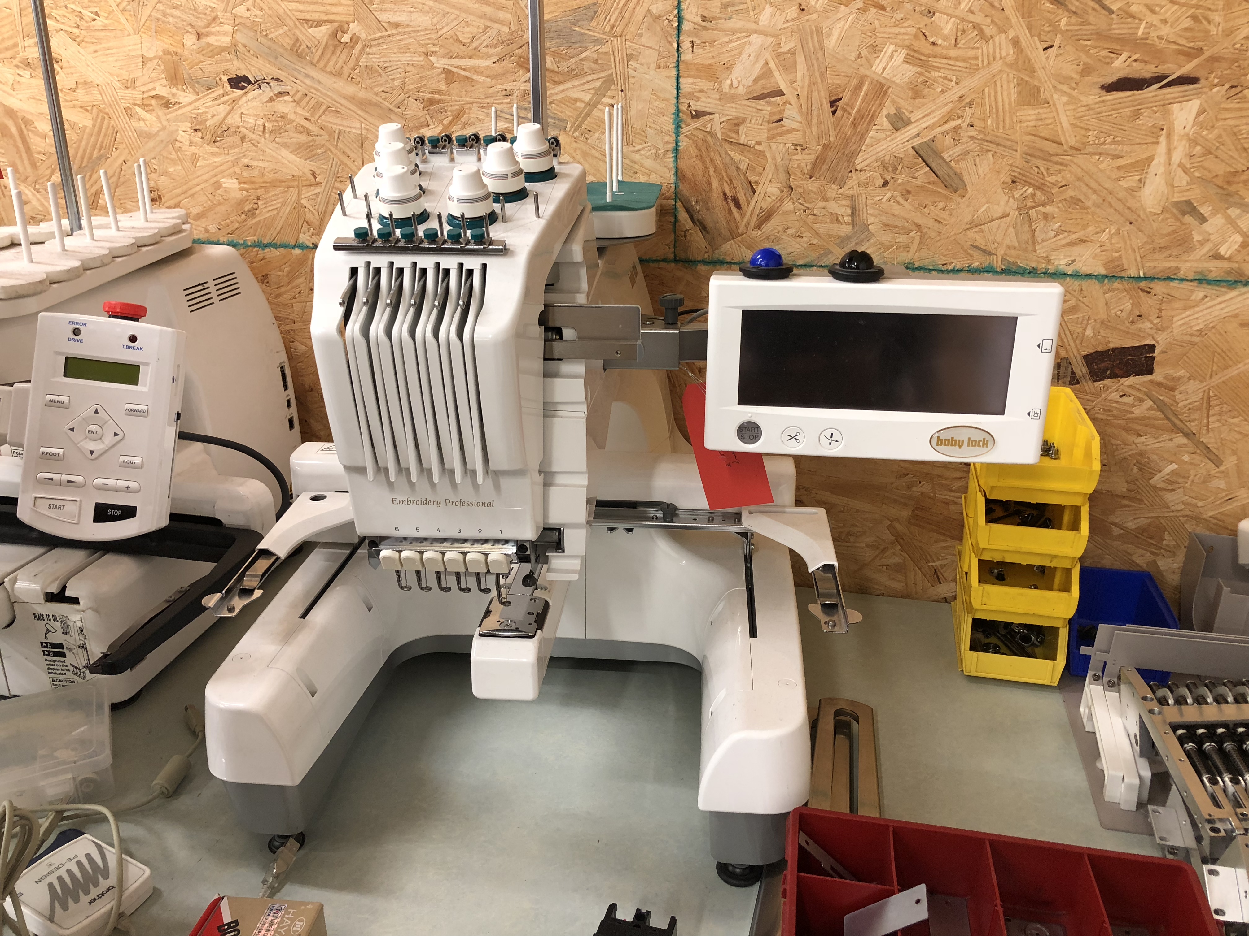 USED 2006 BABYLOCK EMP6 (MFG# H4B121085) (STOCK# 5071)
