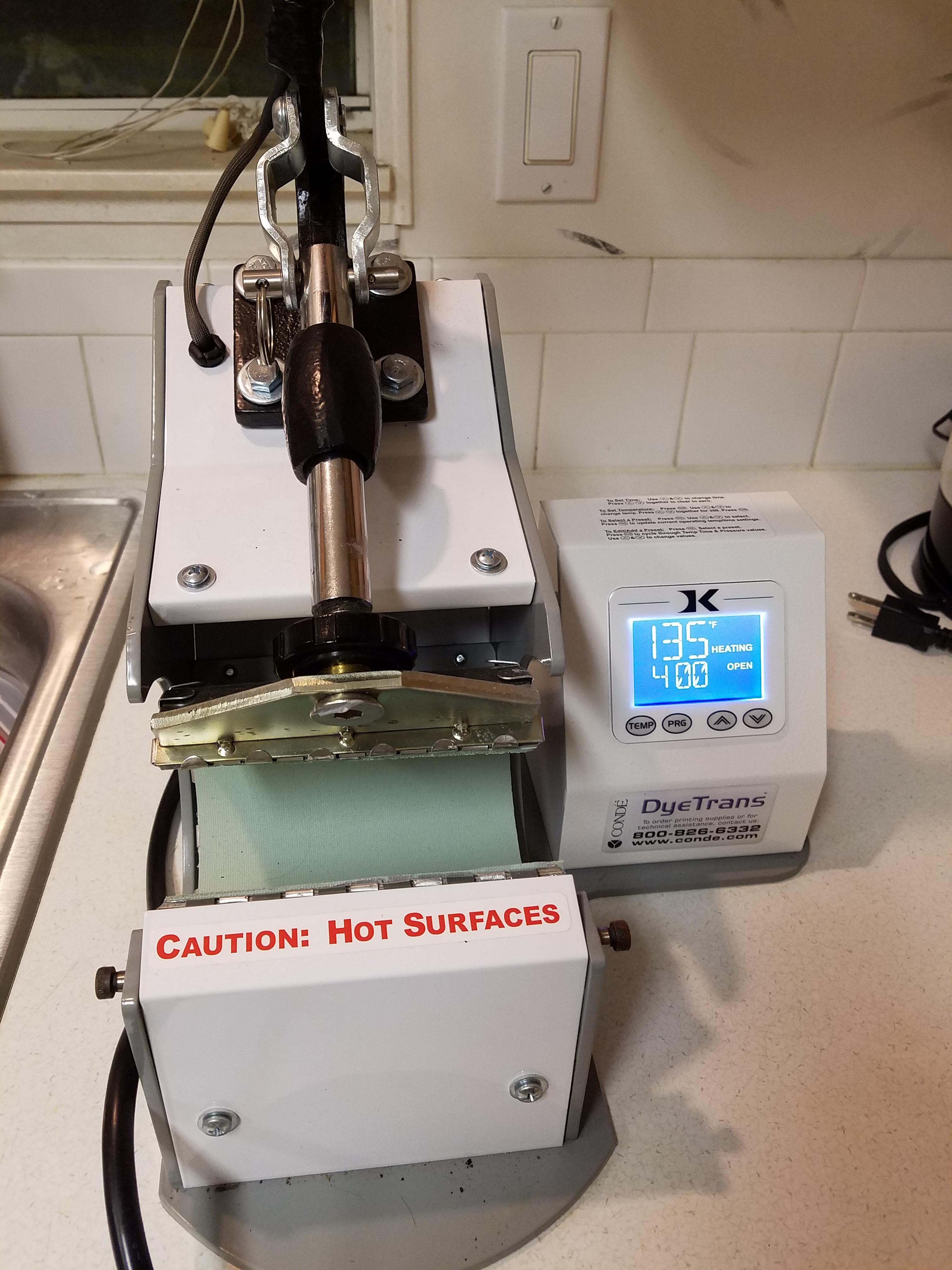 -mug-press-2.jpg