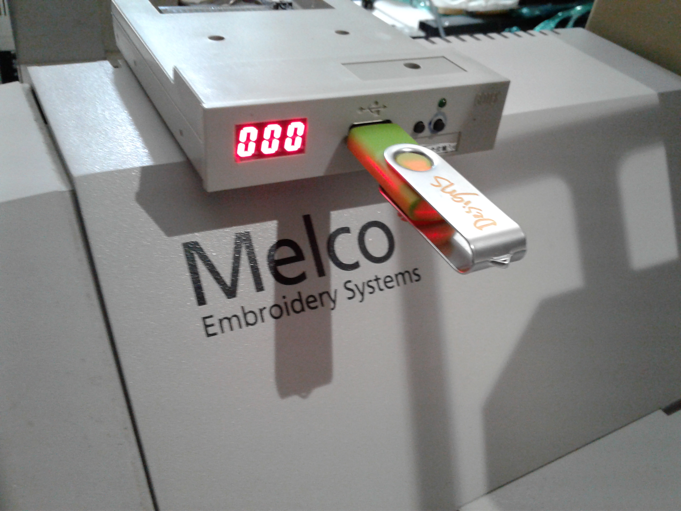 Melco EMC1 Commercial Embroidery Machine w/ Extras-20180921_024422.jpg