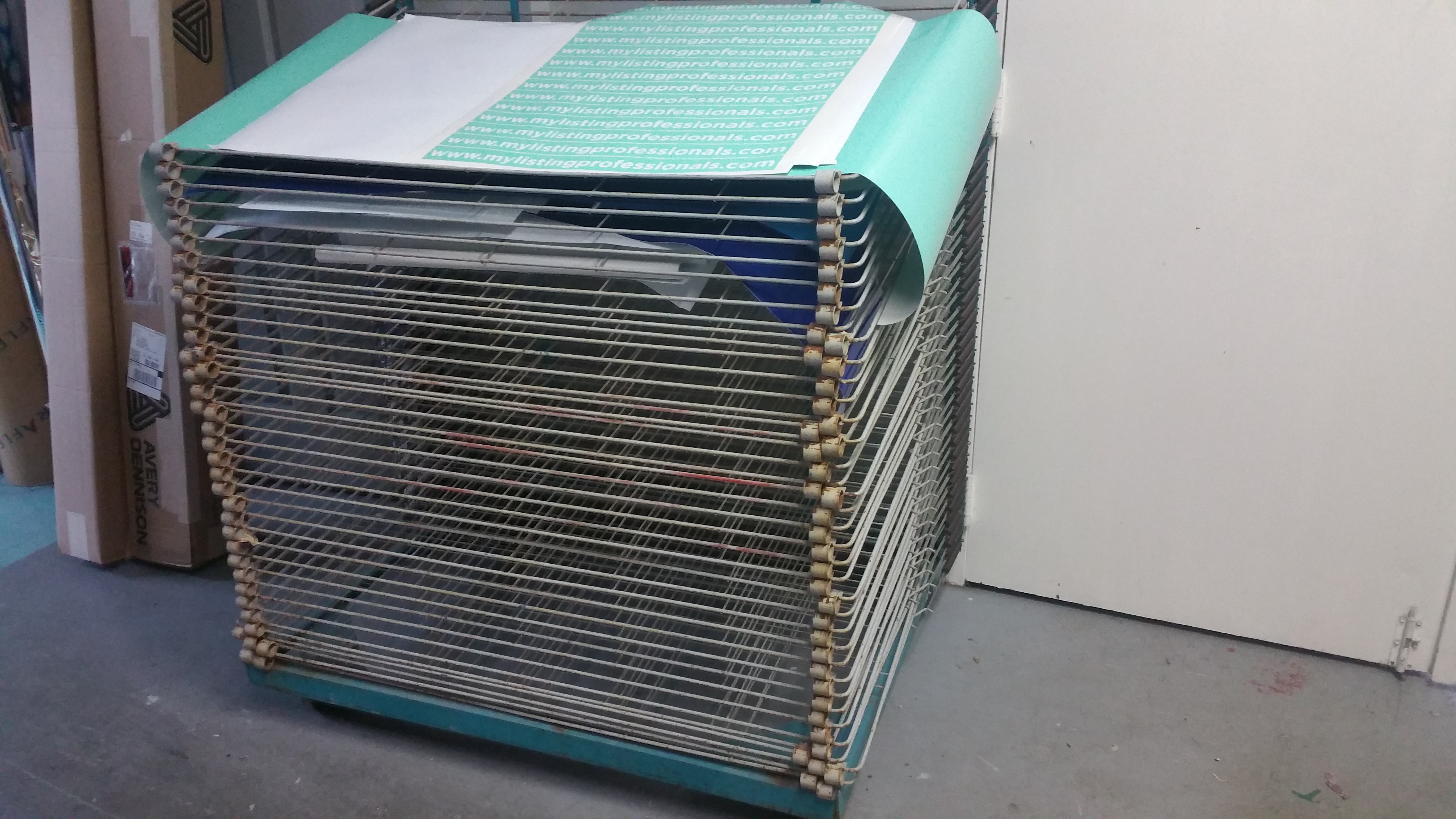 Flats/Coroplast Press and Drying Racks. 350.00