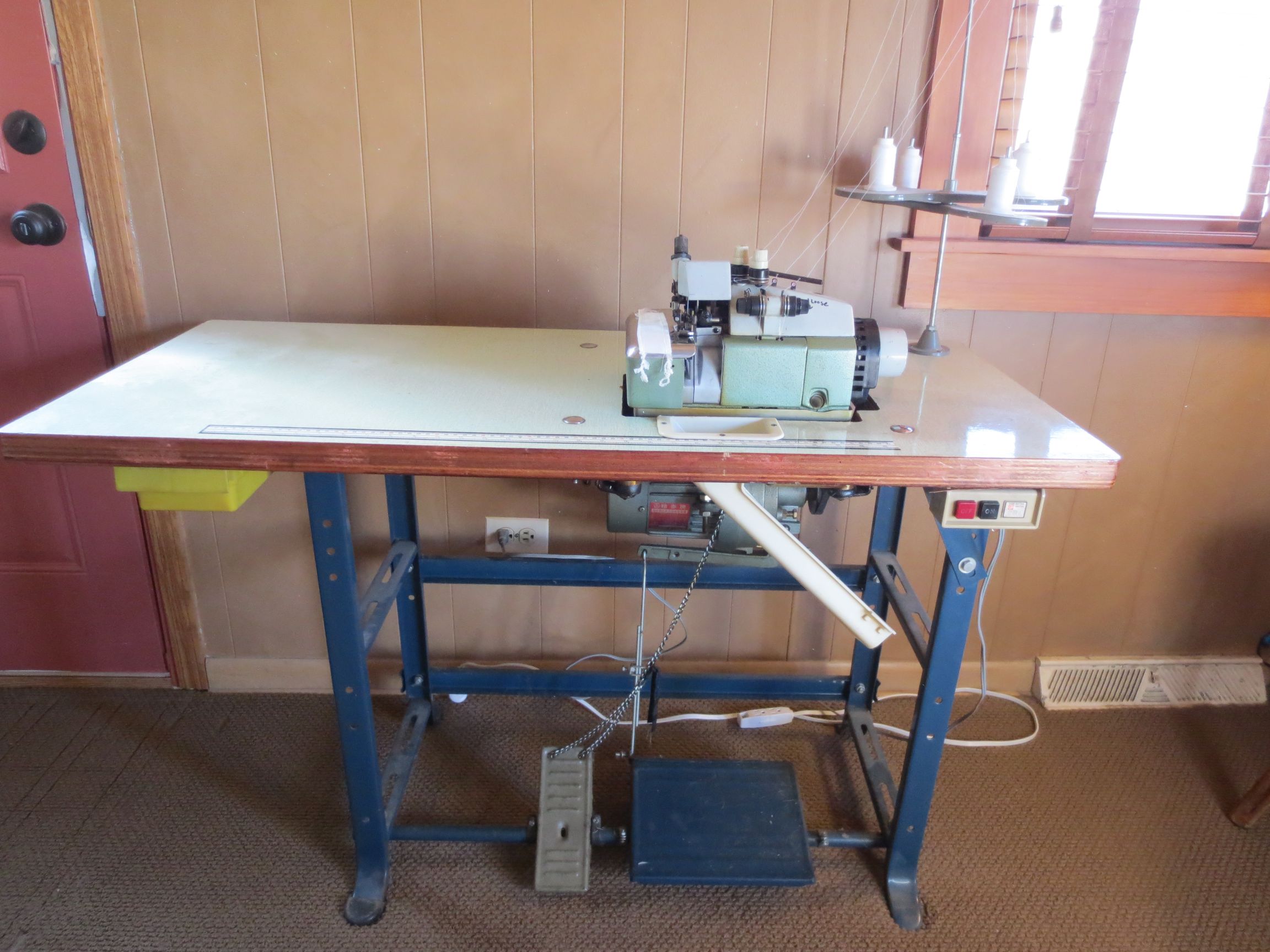 -serger-1.jpg