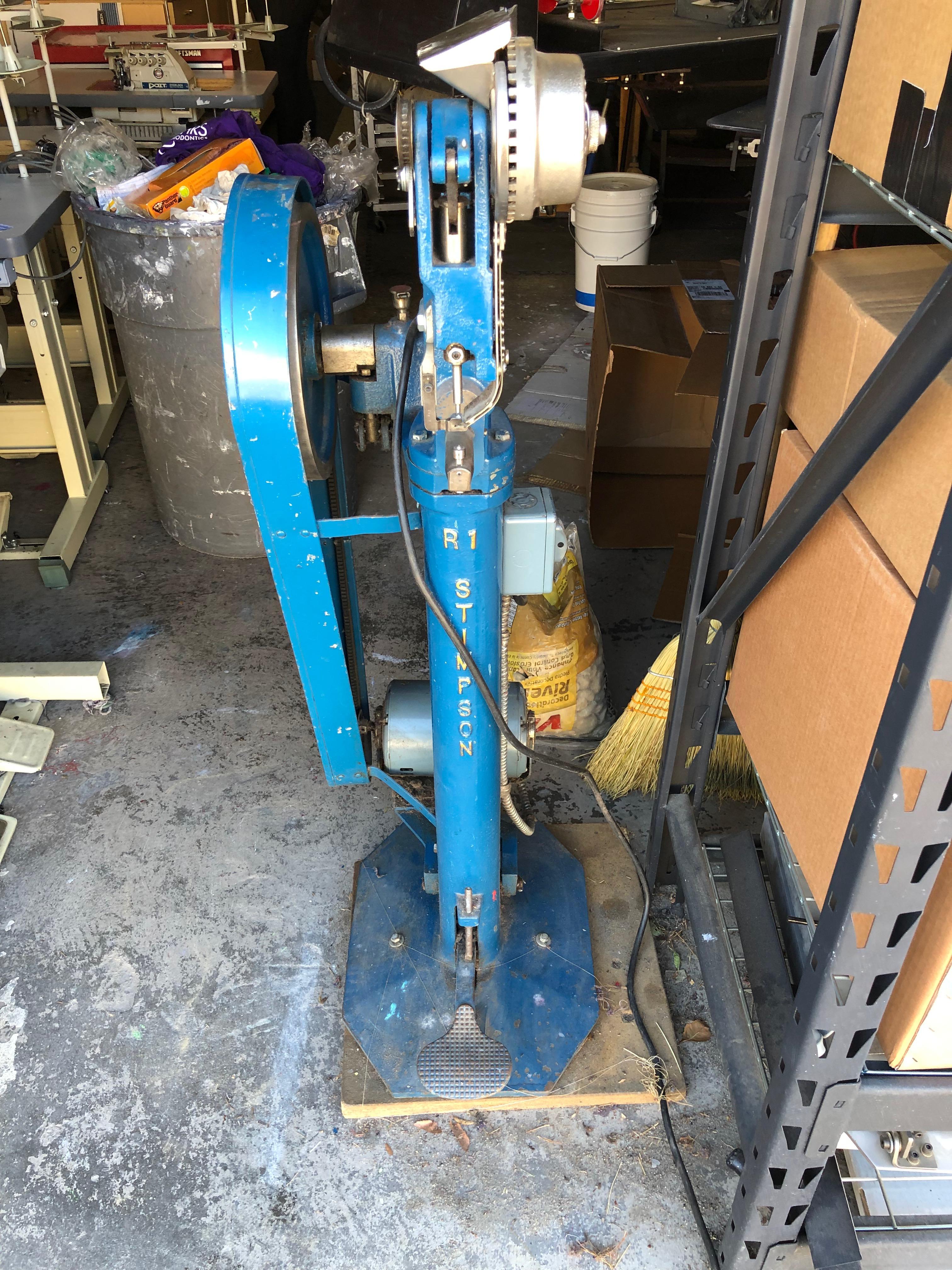 this post STIMPSON 489 S AUTOMATIC FEED MACHINE A614 EYELET GROMMET W