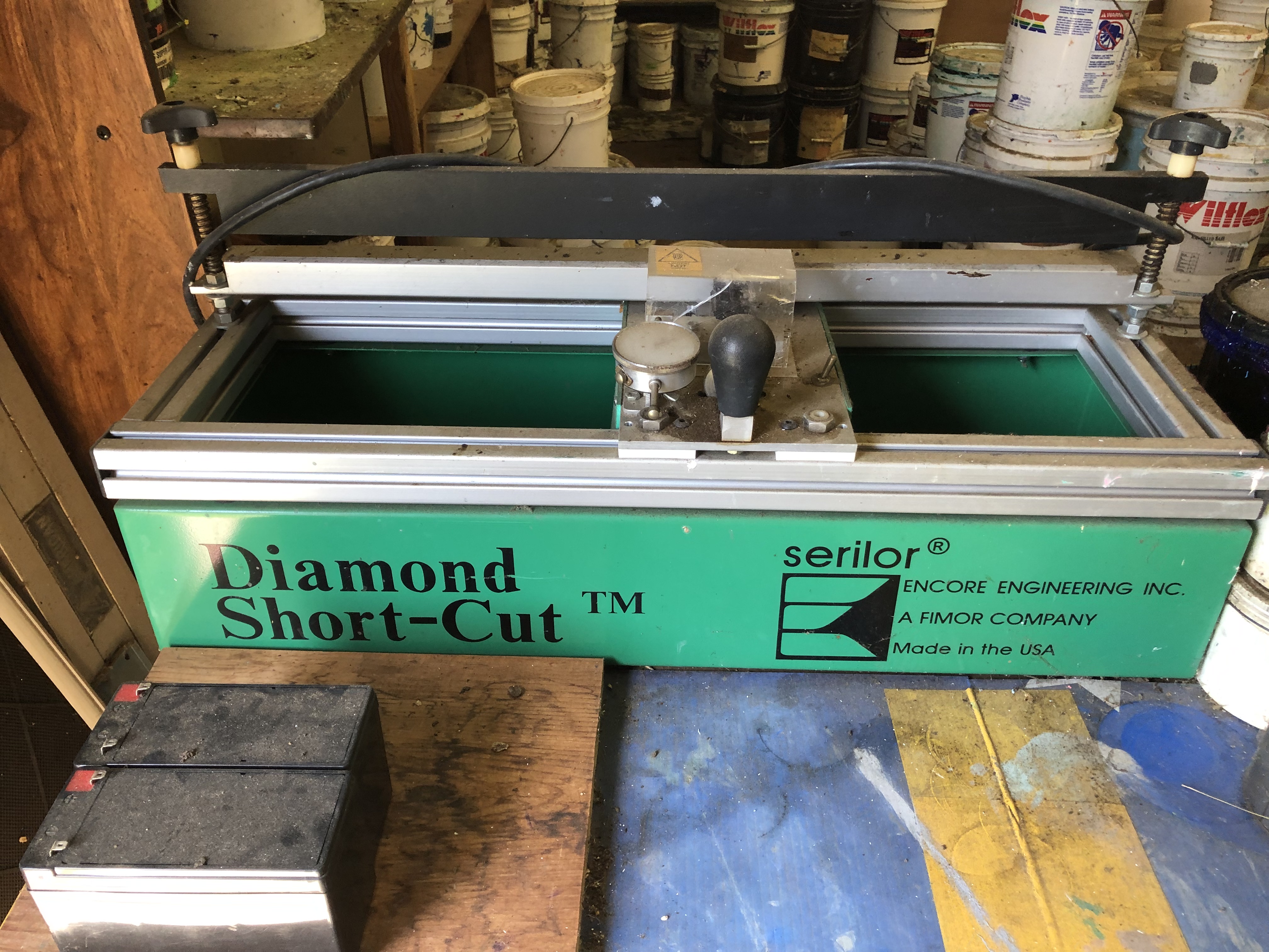 Diamond Short cut squeegee sharpener