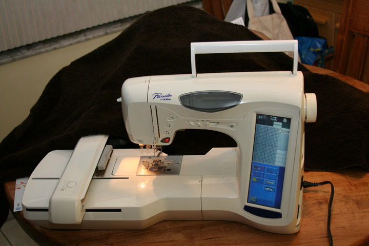 Brother ULT40 Sewingembroidery Machine FOR SALE 40 Magnificent Brother Sewing Embroidery Machine For Sale Brother ULT40 Sewingembroidery Machine FOR SALE 40 Magnificent Brother Sewing Embroidery Machine For Sale