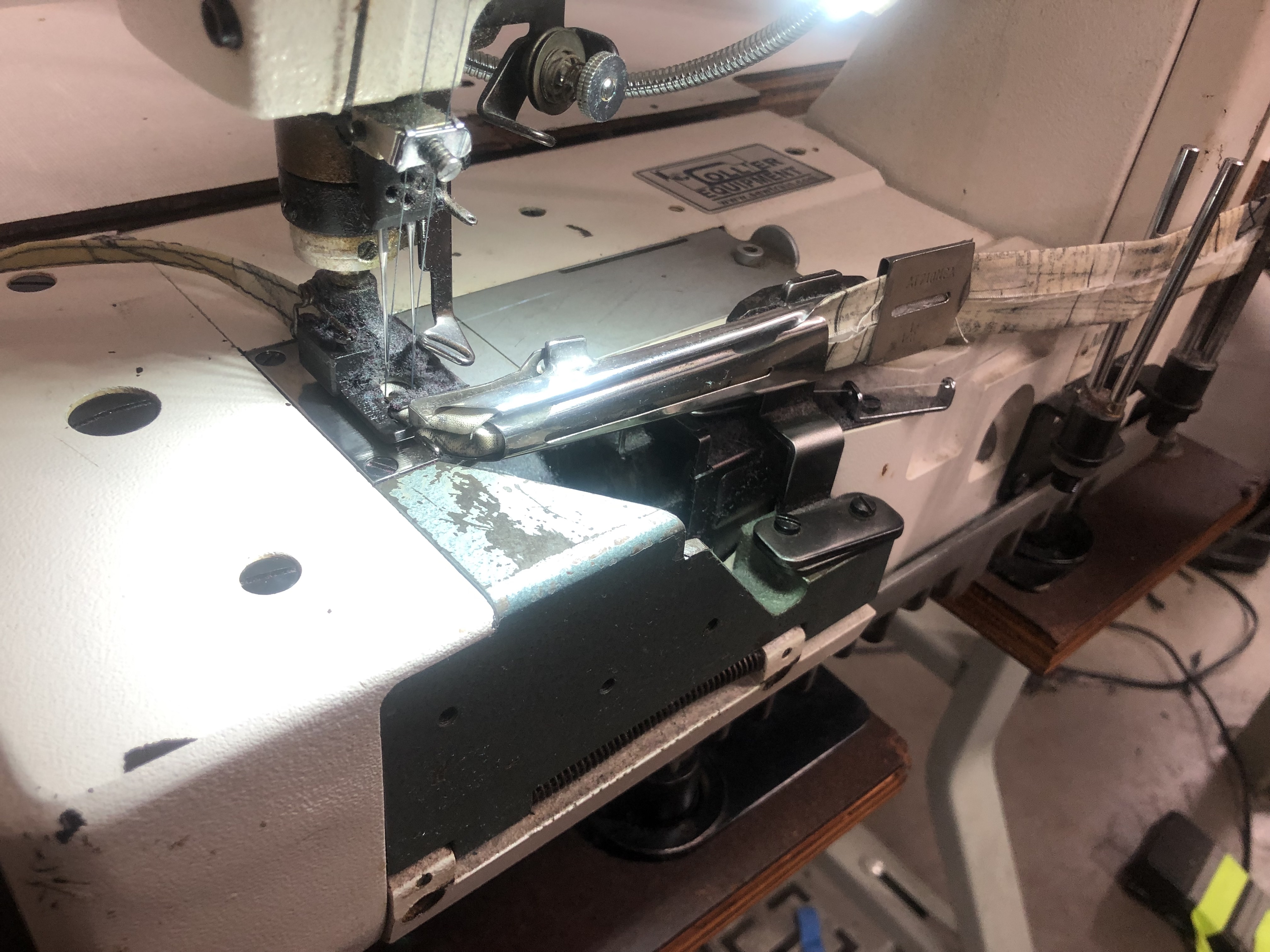 2000 Juki MF890 CoverStitch Machine