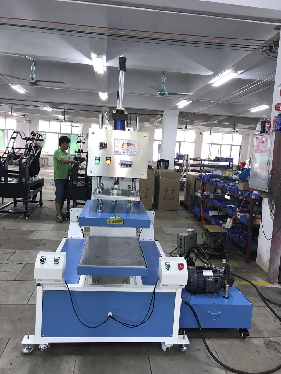 SHIRT EMBOSSING MACHINE