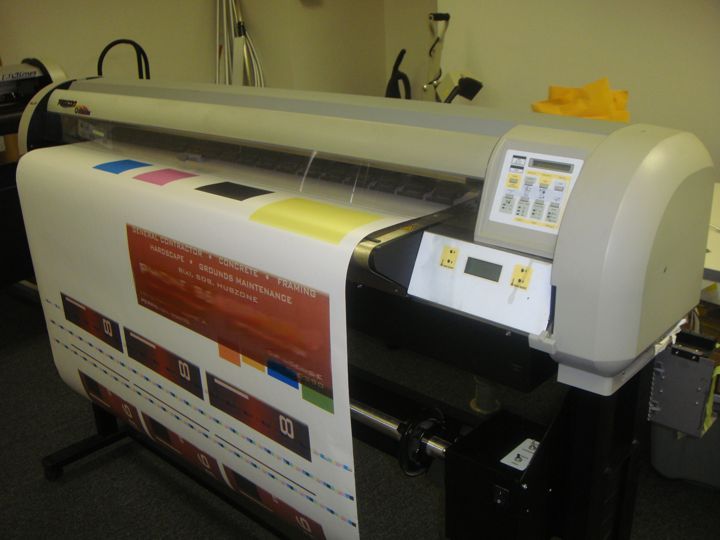 Mutoh Falcon Outdoor 48 Printer Eco Solvent-01.jpg