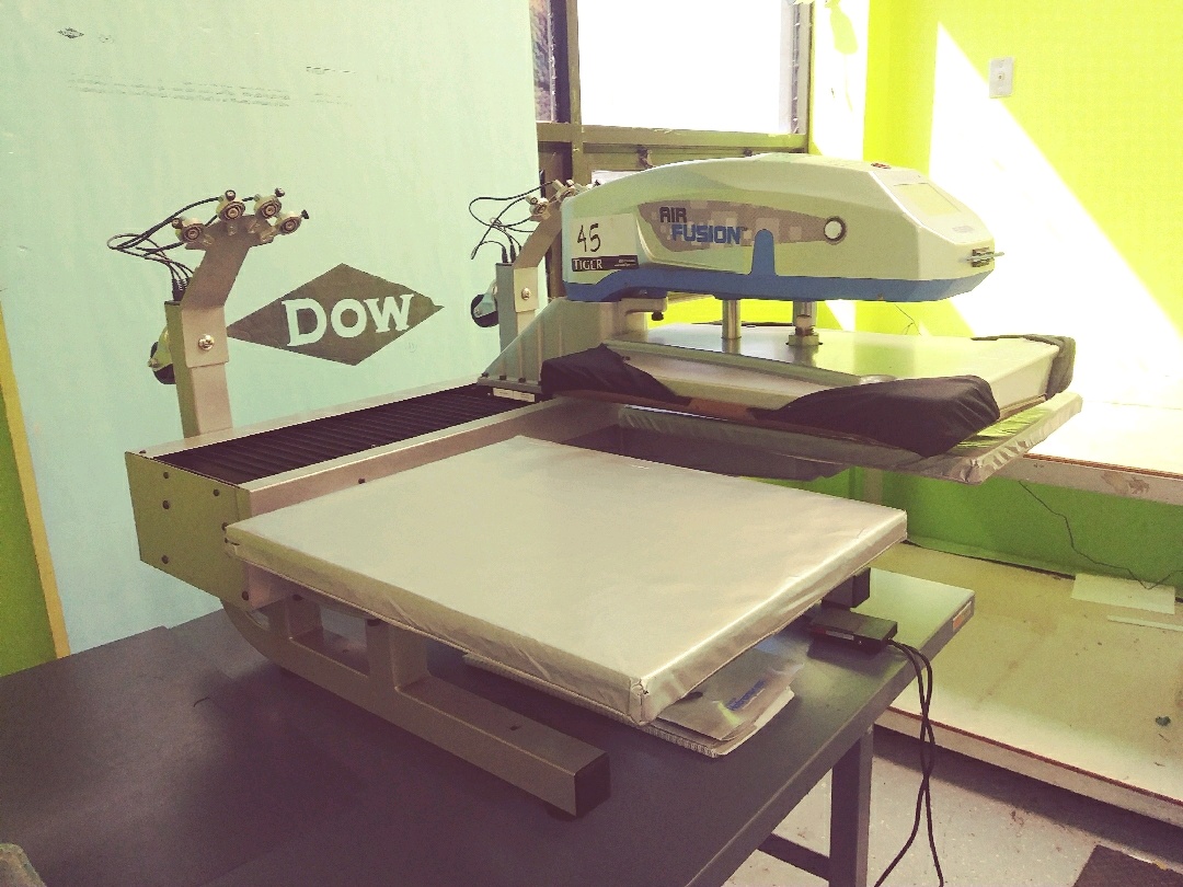 Open for Bidding! Entire Screen Print Facility Closes / 15-April-1616855672599.jpg