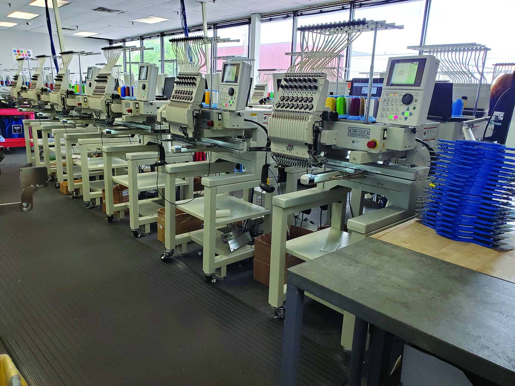 WEBCAST AUCTION HUGE SELECTION OF EMBROIDERY EQUIPMENT