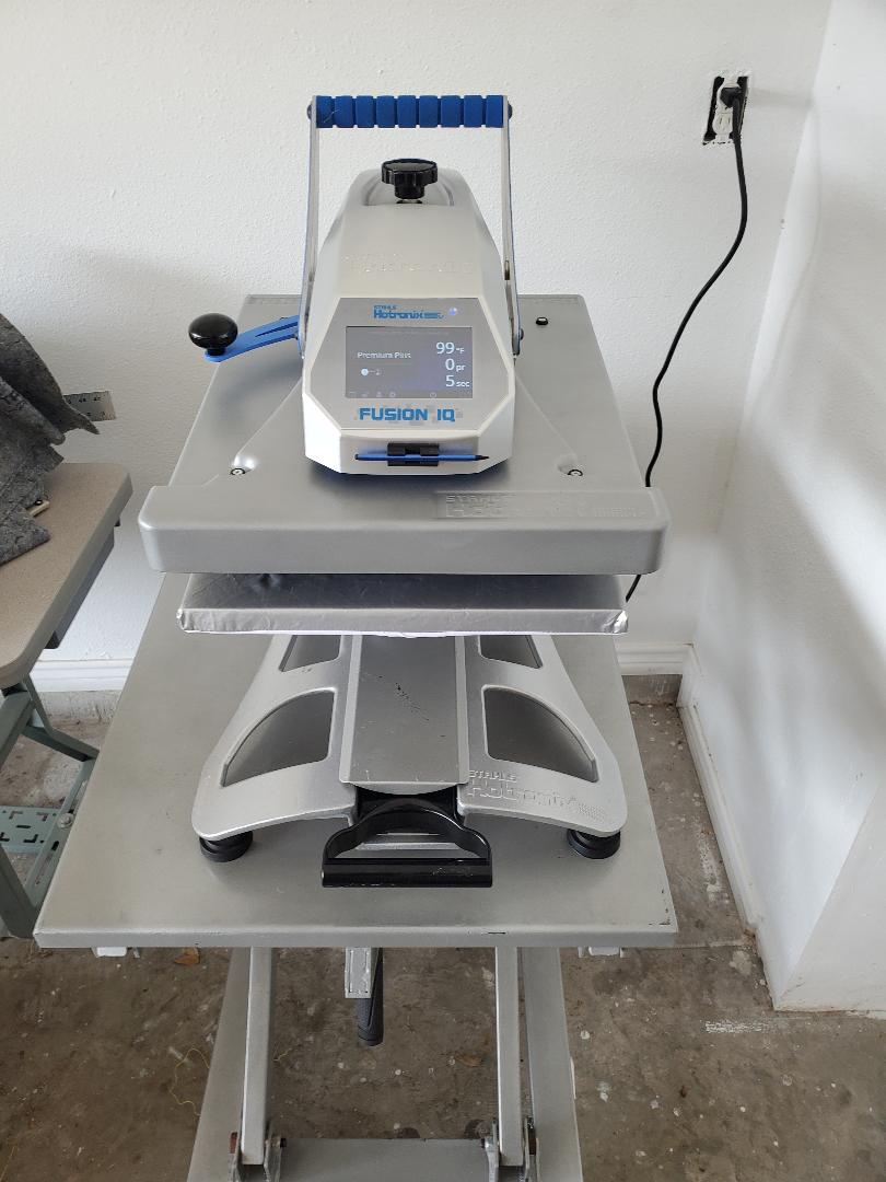 STAHLS HOTRONIX FUSION IQ HEAT PRESS 2500