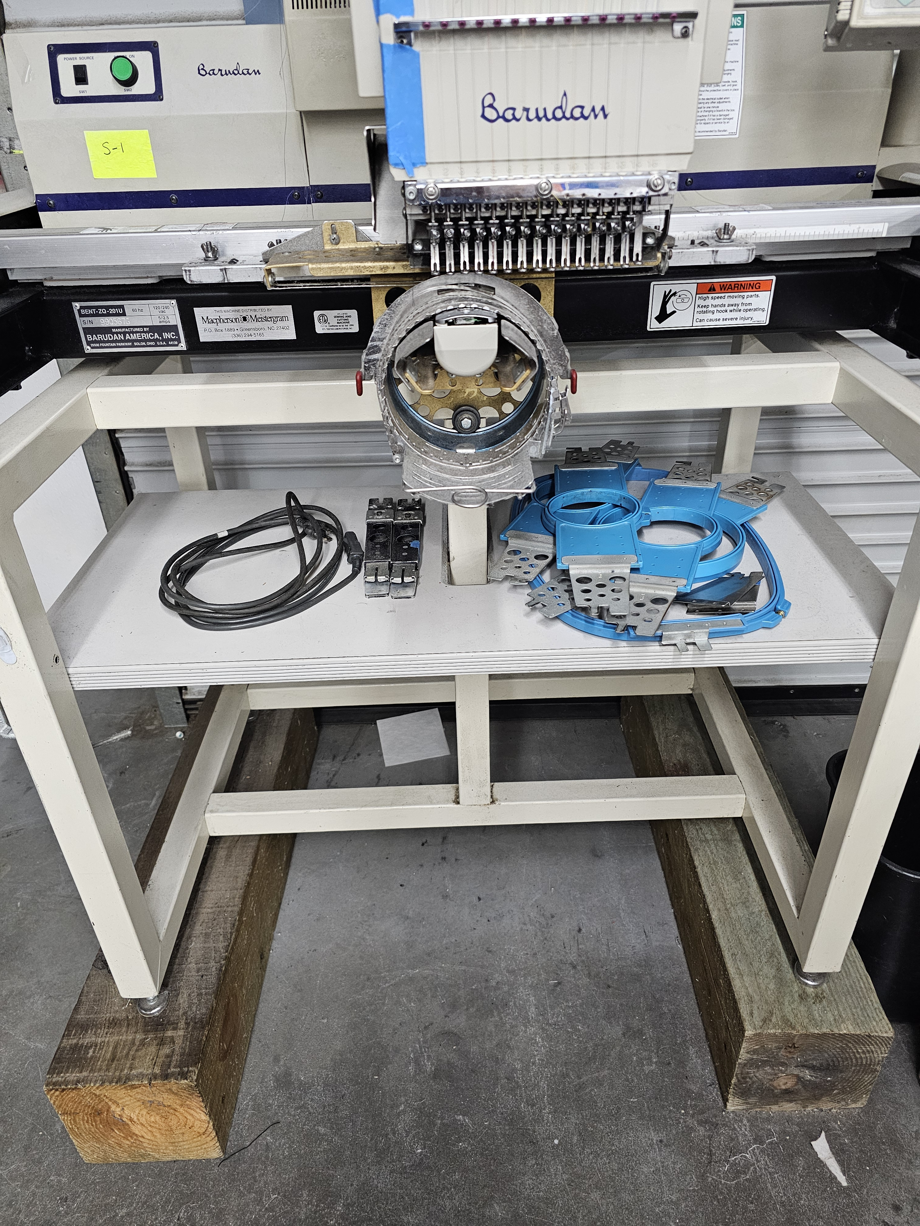 25 Bobine In Alluminio Stile L Con Fessura Per Macchine Ricamo BARUDAN TAJIMA SWF